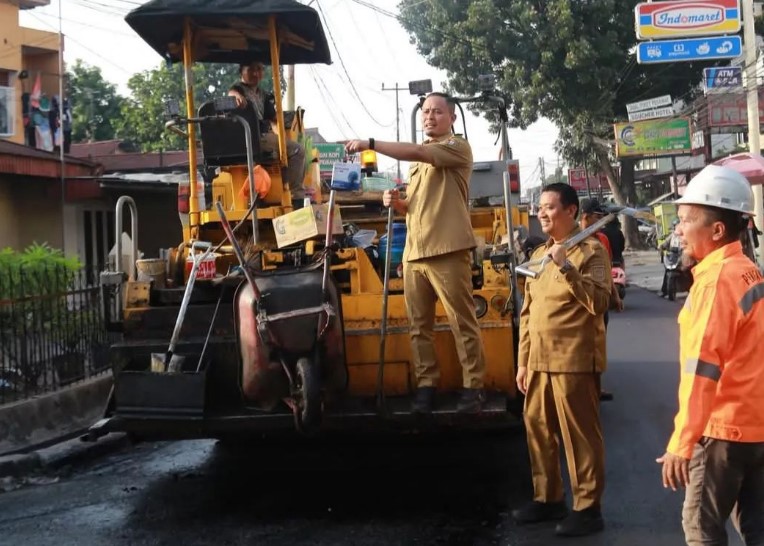 Pekanbaru Tancap Gas: Agung–Markarius Genjot Infrastruktur dan Bereskan Utang Daerah